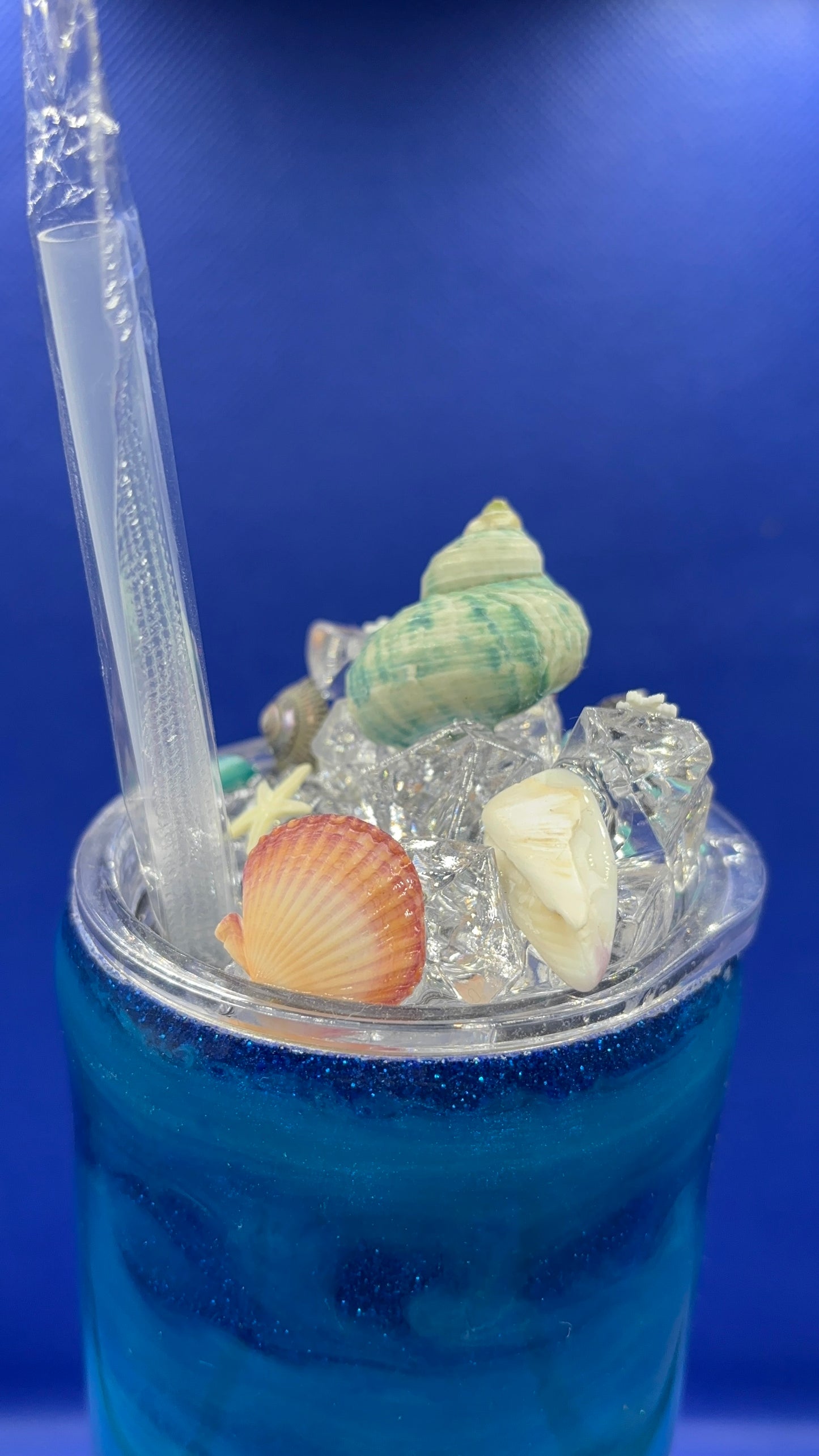 🌴 Ocean Breeze Beach Tumbler